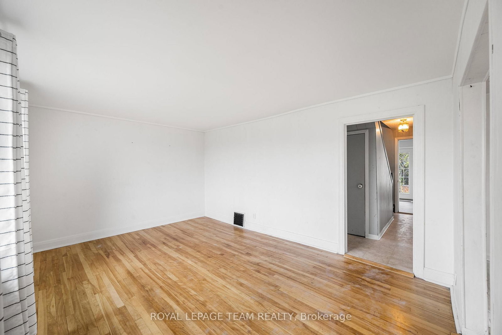 266 Daniel Street S • Arnprior, ON photo 6