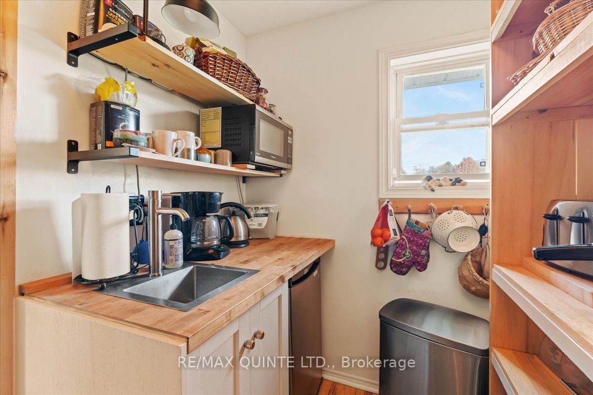 15775 Loyalist Parkway • Prince Edward County, ON photo 23