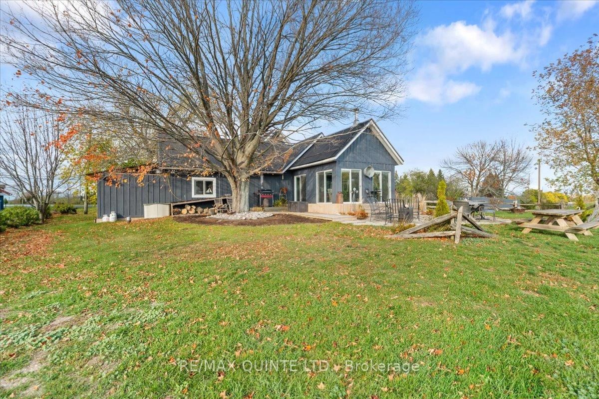 15775 Loyalist Parkway • Prince Edward County, ON photo 31