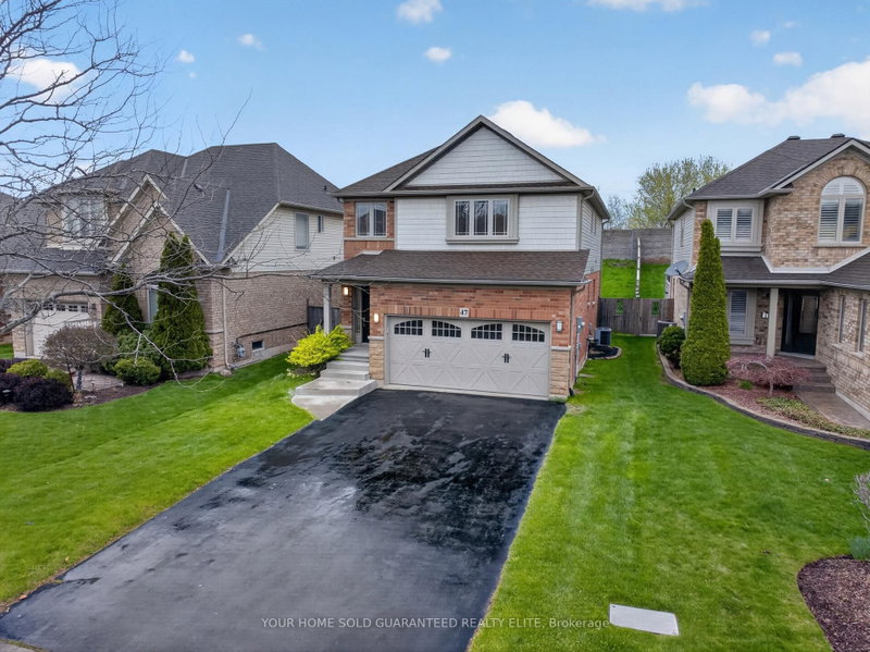 home for lease on 47 Plum Tree Lane