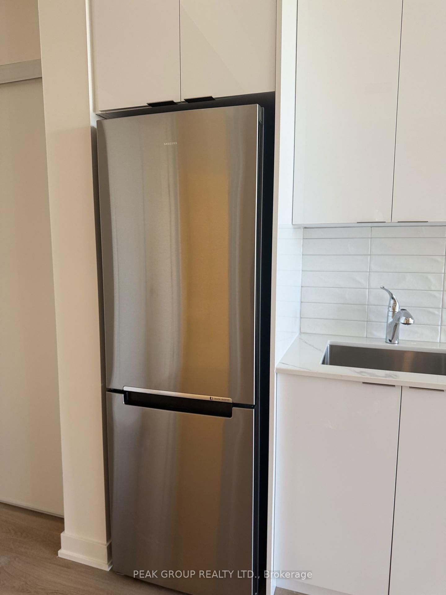 33 Erie Avenue, Unit Unit # 814 - Photo 3