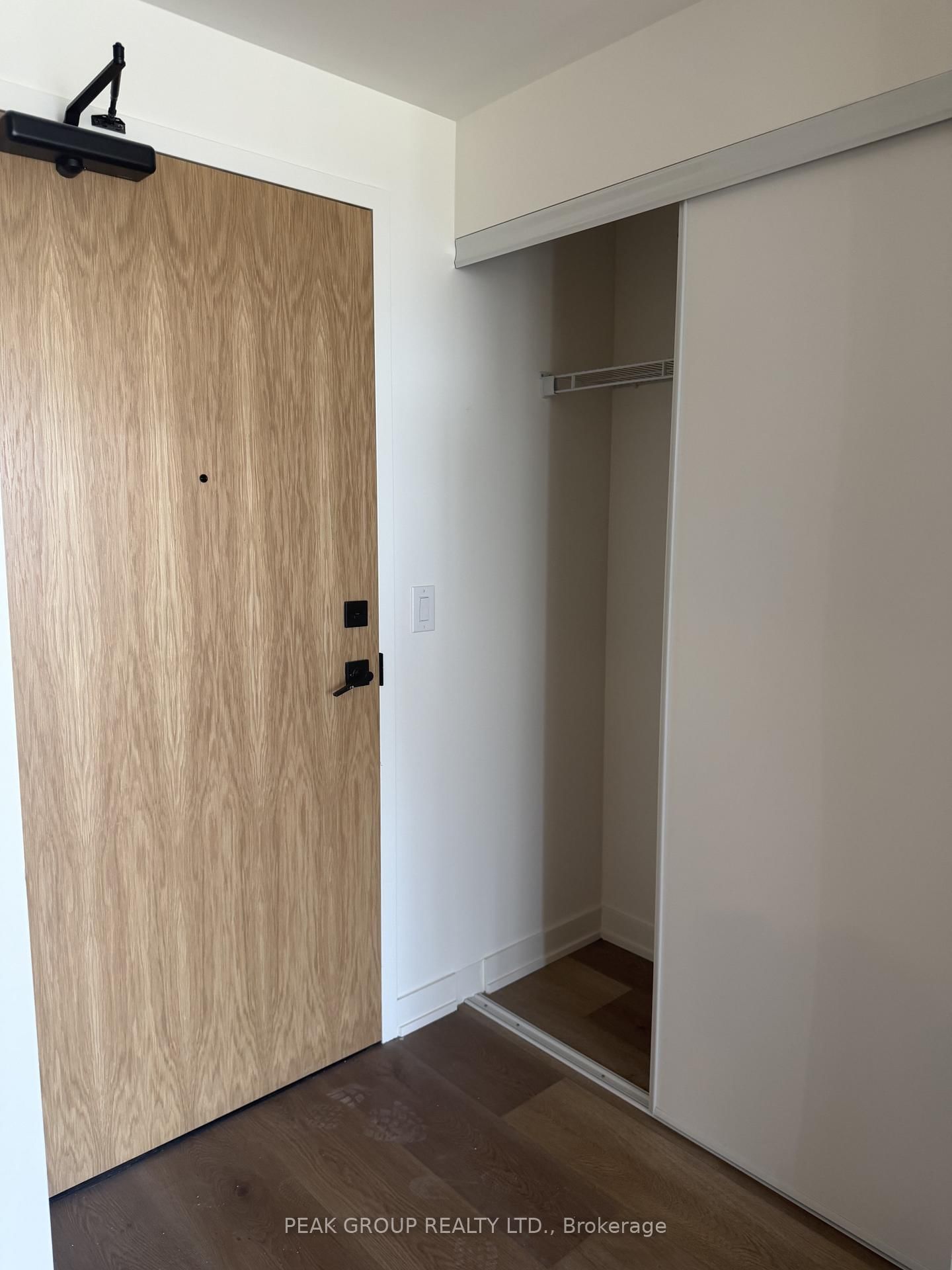 33 Erie Avenue, Unit Unit # 814 - Photo 4