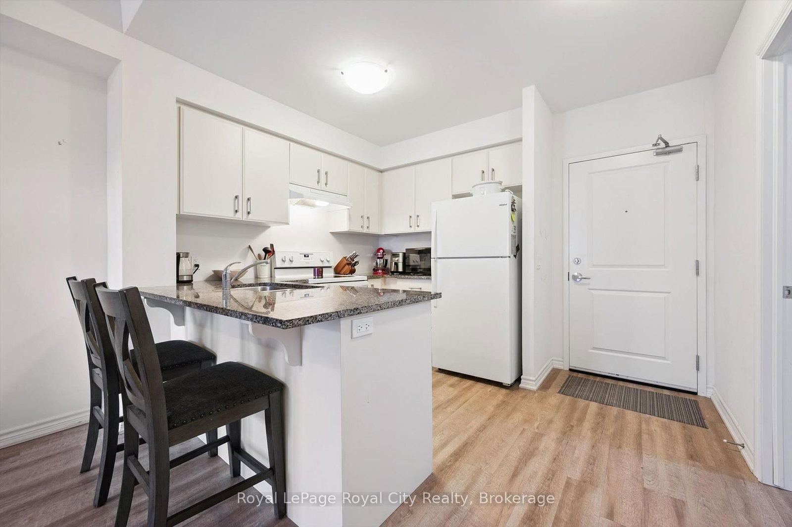 1284 Gordon Street, Unit 229 - Photo 4