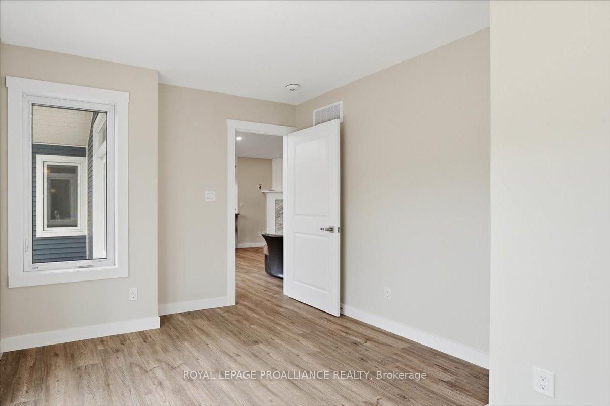 530 Addington Rd 5 • Cloyne, ON photo 15