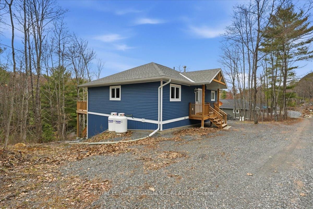 530 Addington Rd 5 • Cloyne, ON photo 34