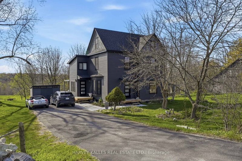 506 County Rd 10 Rd, Prince Edward County, Ontario