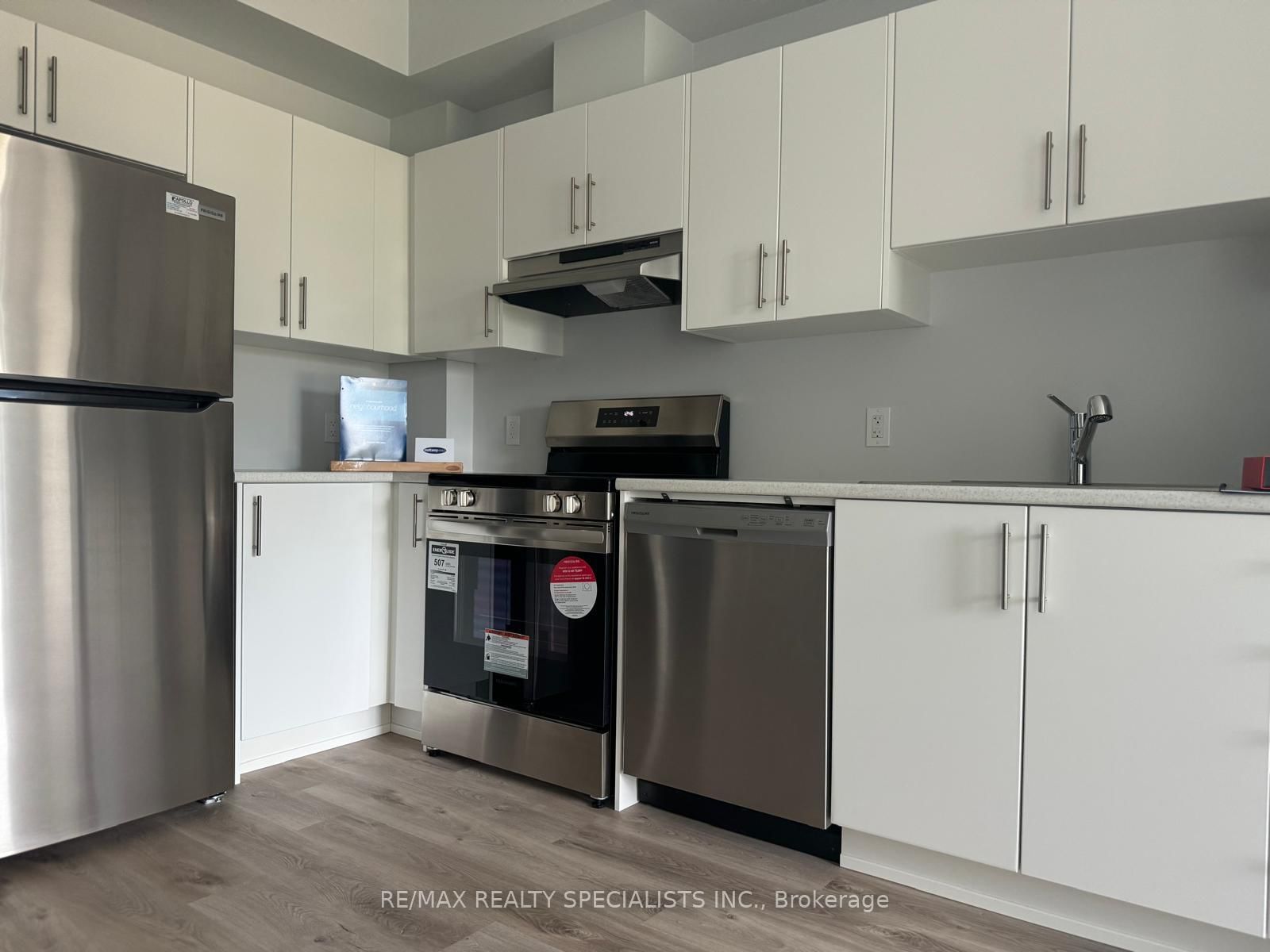 397 Codds Road, Unit 203 - Photo 2