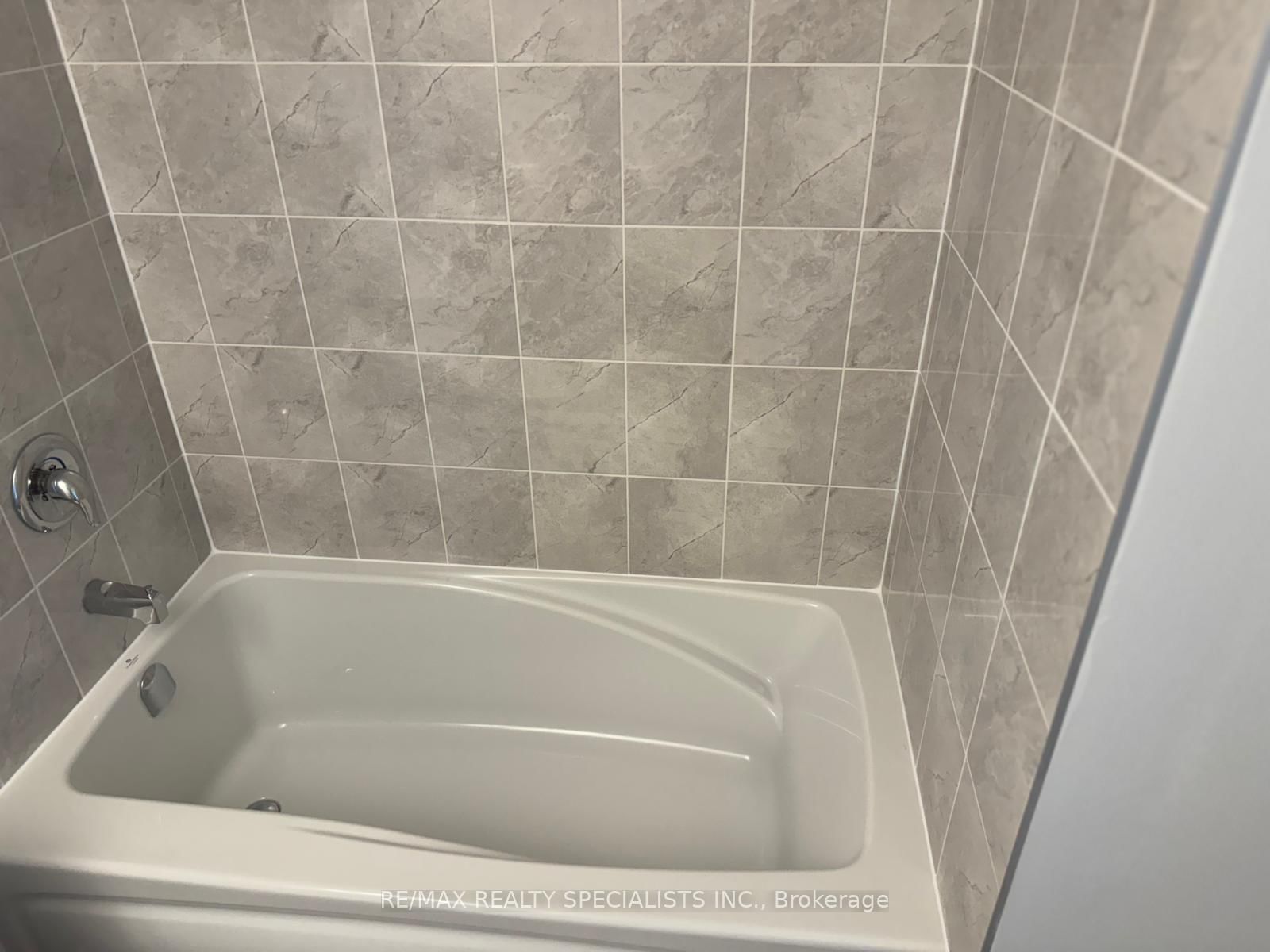 397 Codds Road, Unit 203 - Photo 7