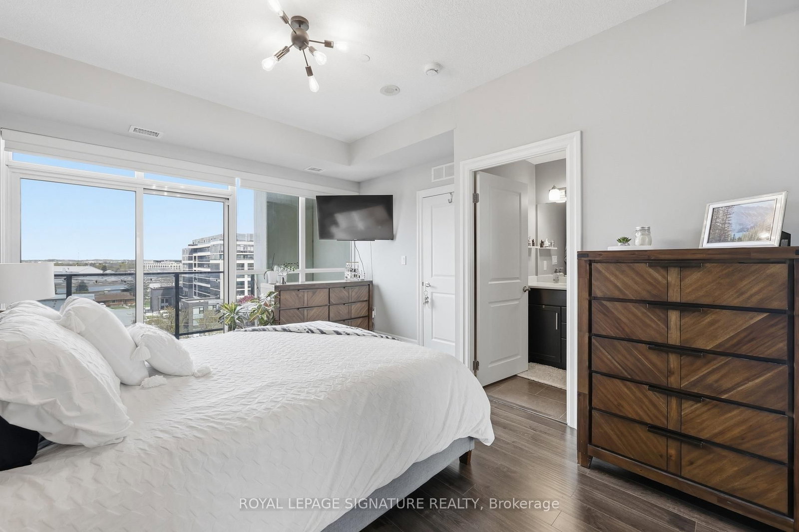 150 Wellington Street E, Unit 610 - Photo 11