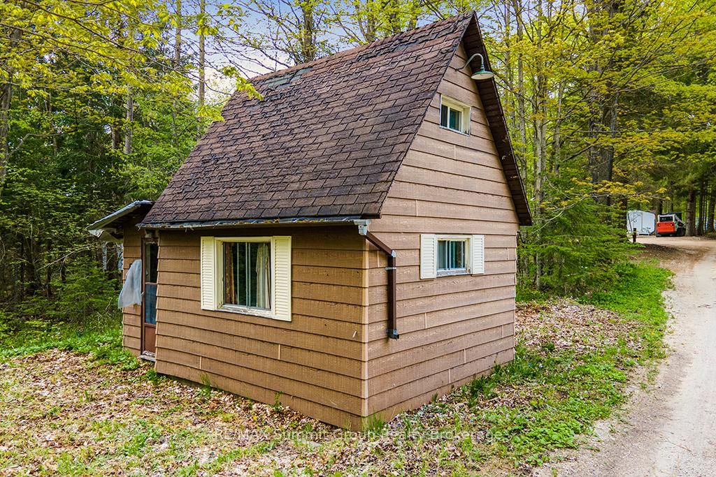 132 SOUTH VIEW Lane • Grey Highlands, ON photo 10