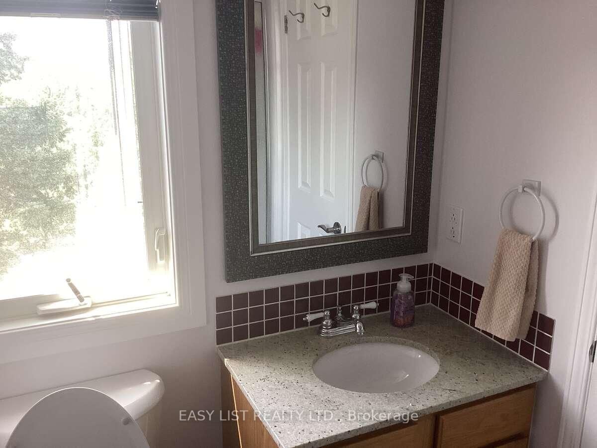 601 MacDonald Drive • Gananoque, ON photo 12