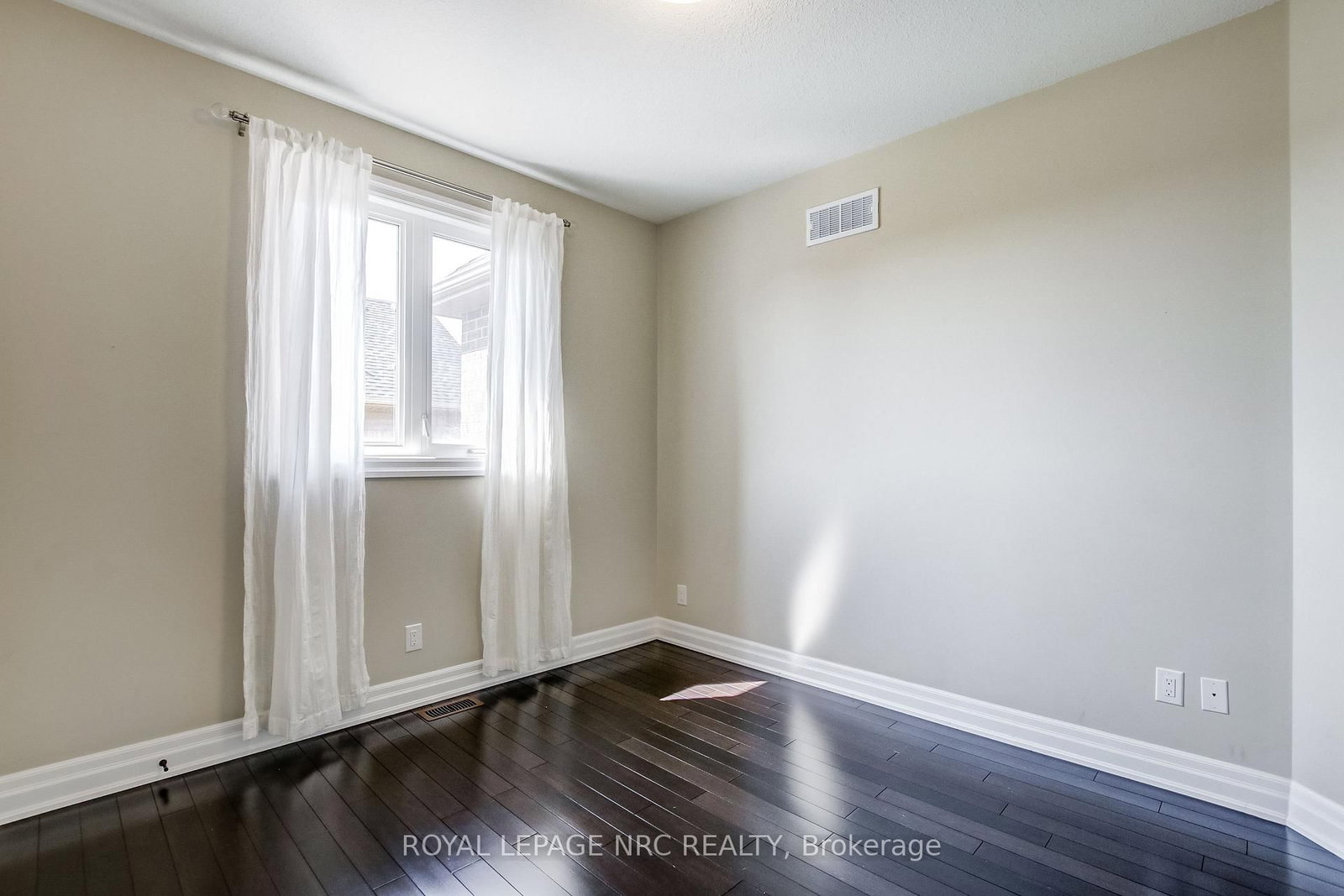 5784 Ironwood Street • Niagara Falls, ON photo 20
