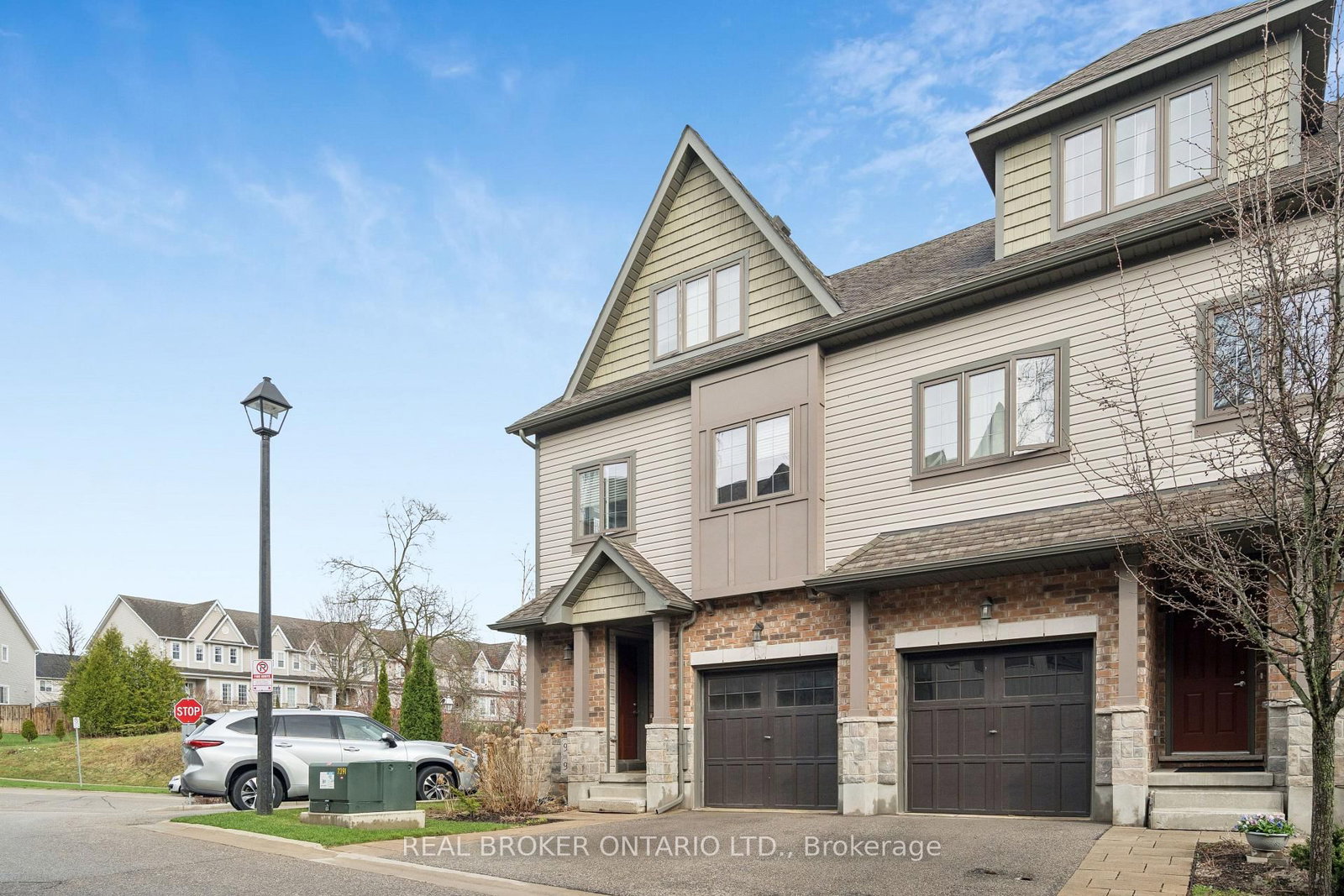 9 Guthrie Lane, Unit 9B - Photo 2