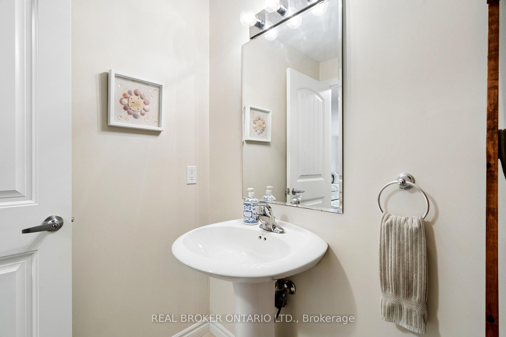 9 Guthrie Lane, Unit 9B