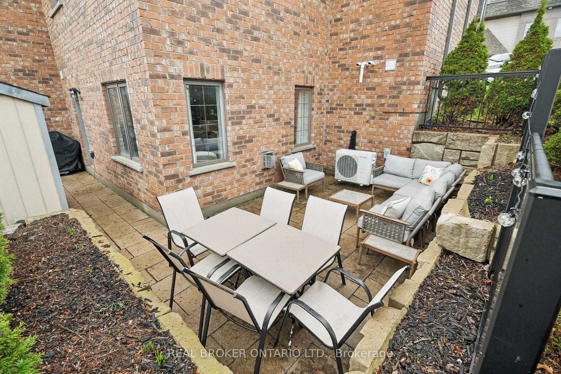 9 Guthrie Lane, Unit 9B