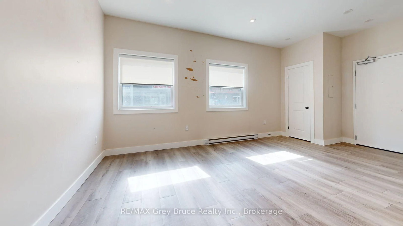 Unit 4 - 39 1st Avenue S, Arran-Elderslie 3