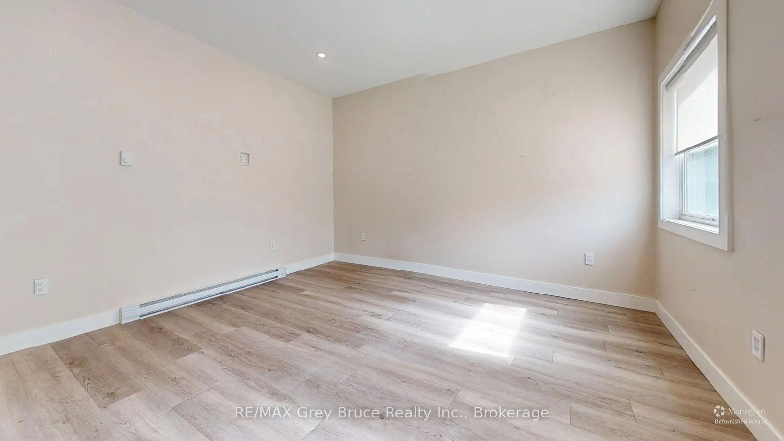 Unit 4 - 39 1st Avenue S, Arran-Elderslie 4