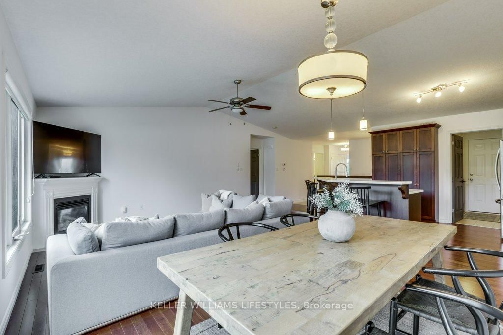 2090 Denview Avenue • London North, ON photo 18
