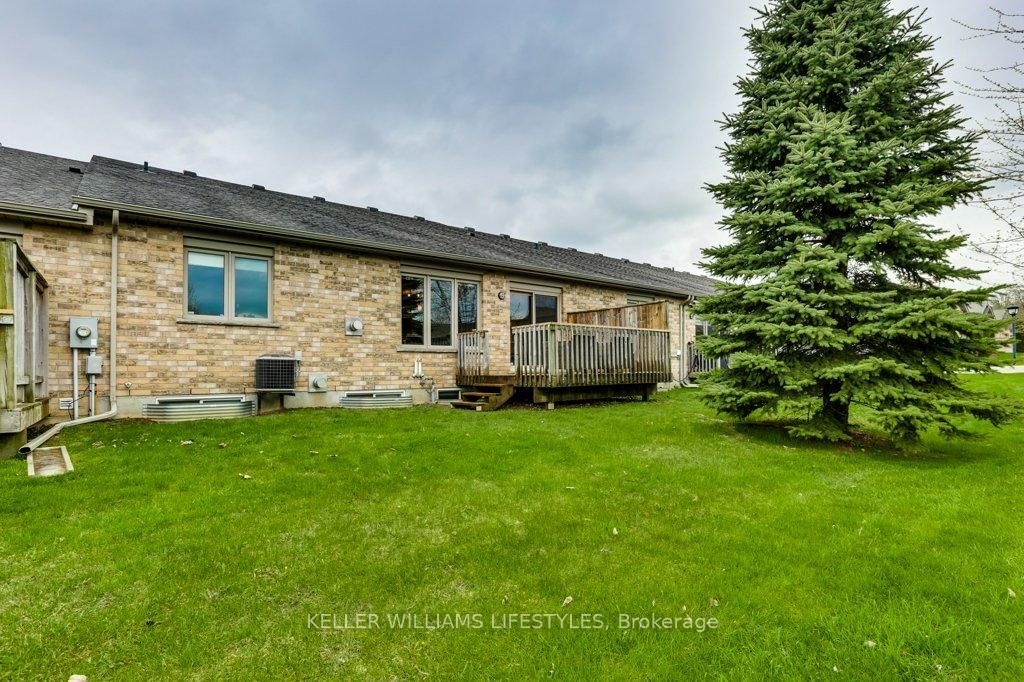 2090 Denview Avenue • London North, ON photo 43