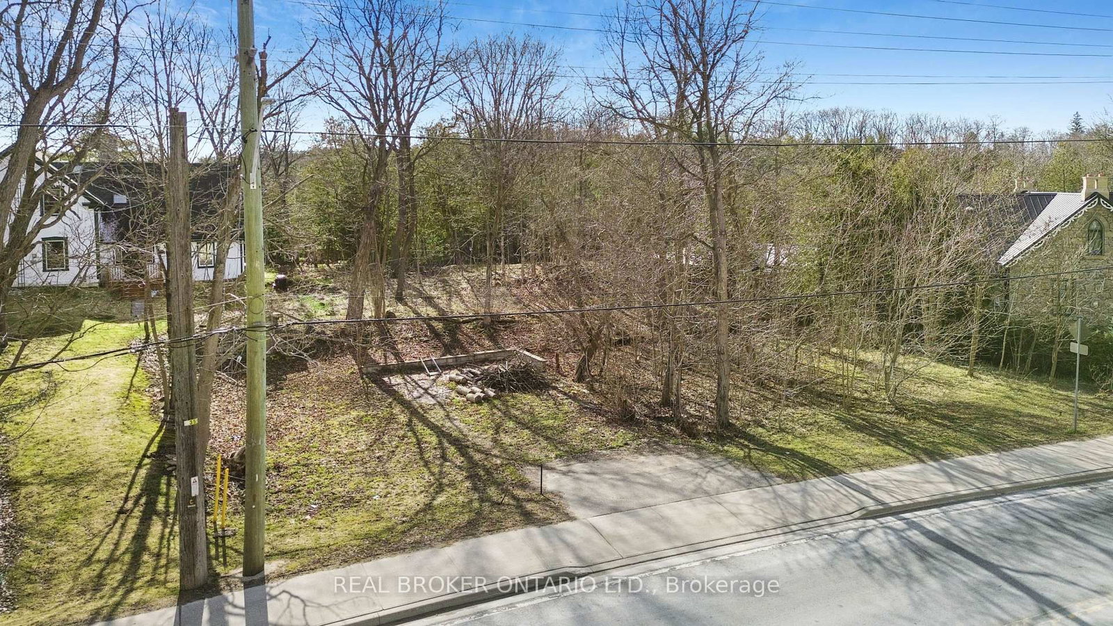 285 Main Street S - Photo 2