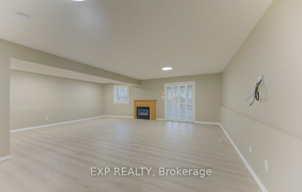 431 Lausanne Crescent - Photo 18