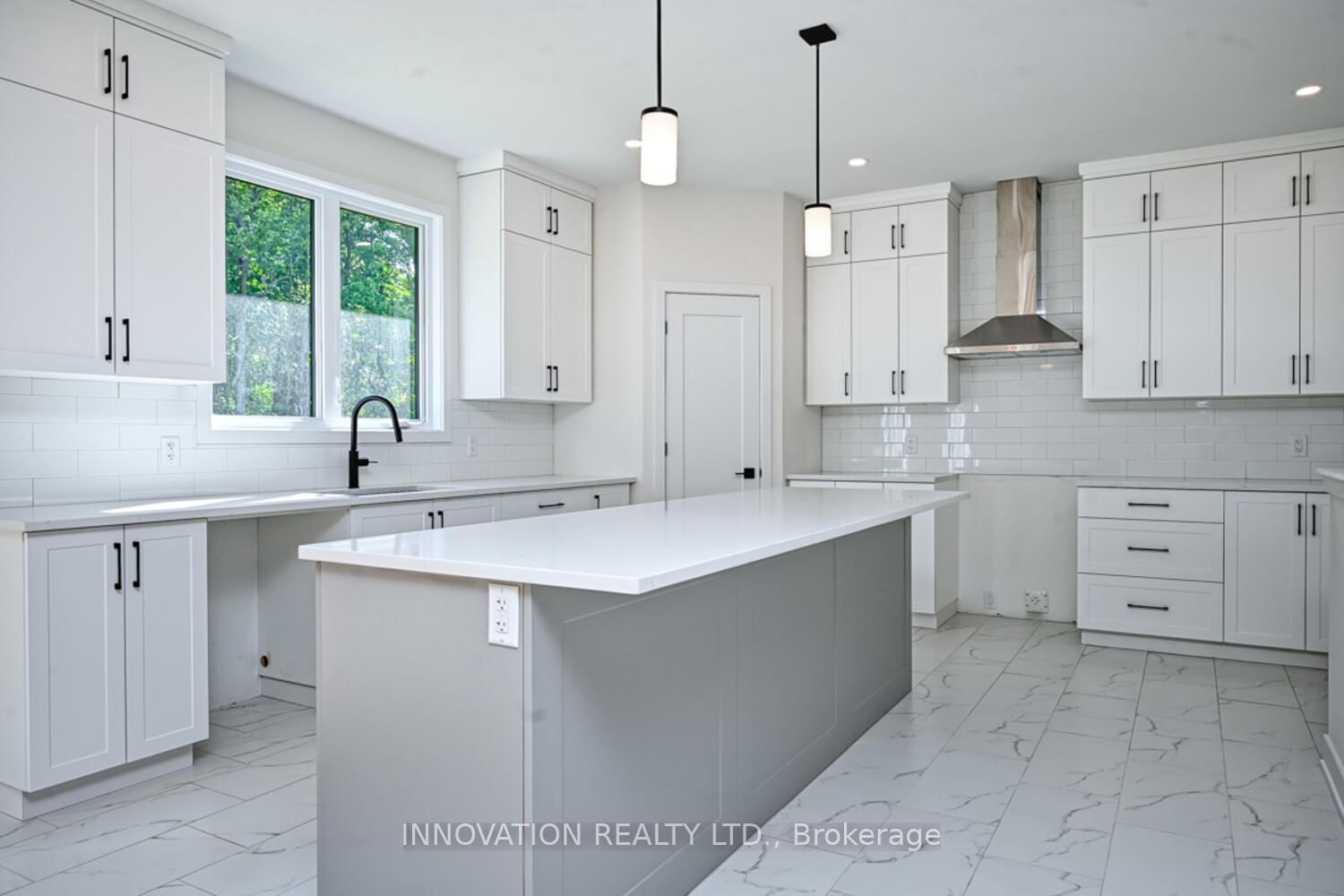 10460 St John Street • North Dundas, ON photo 12