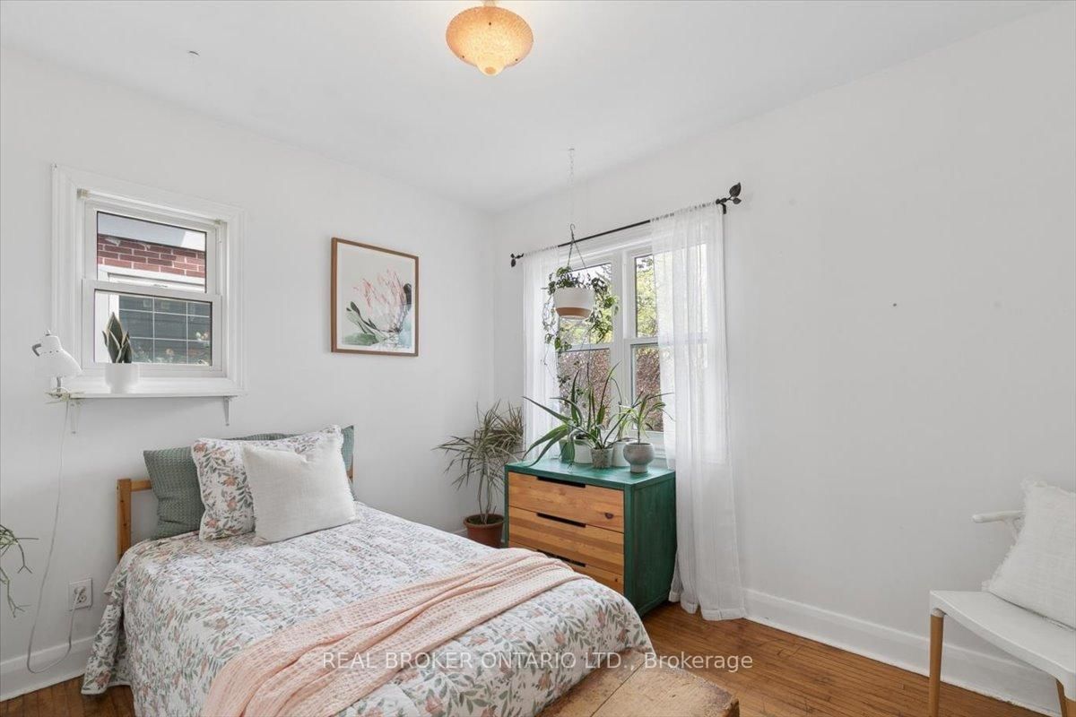 26 Sydney Street N - Photo 10