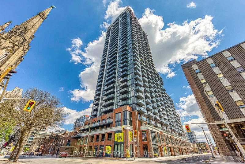 home for lease on 1504-75 James Street S