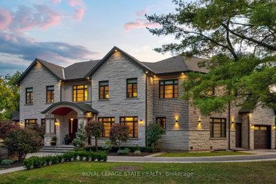 126 McGregor Crescent • Hamilton, ON photo 2
