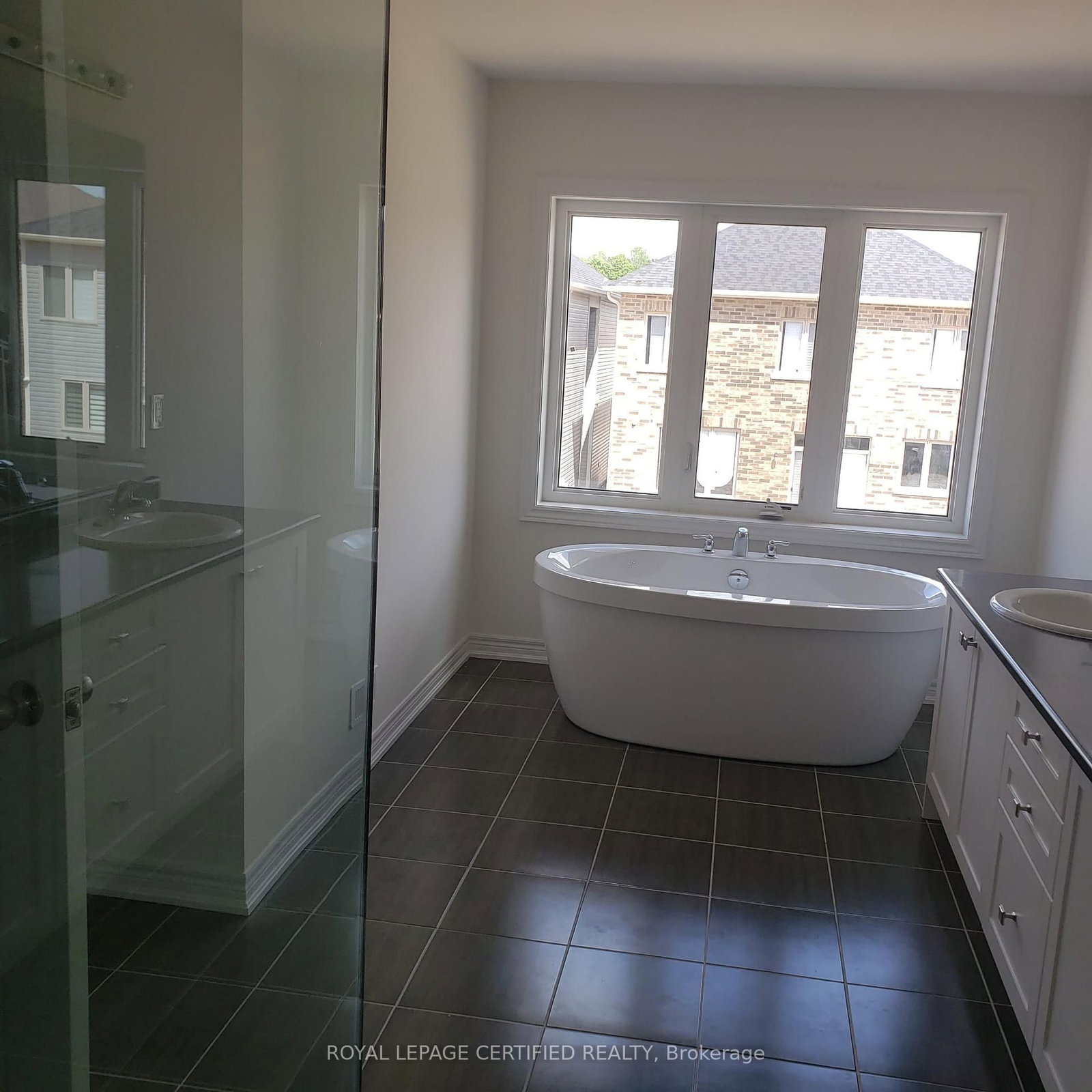 569 Red Elm Road - Photo 9