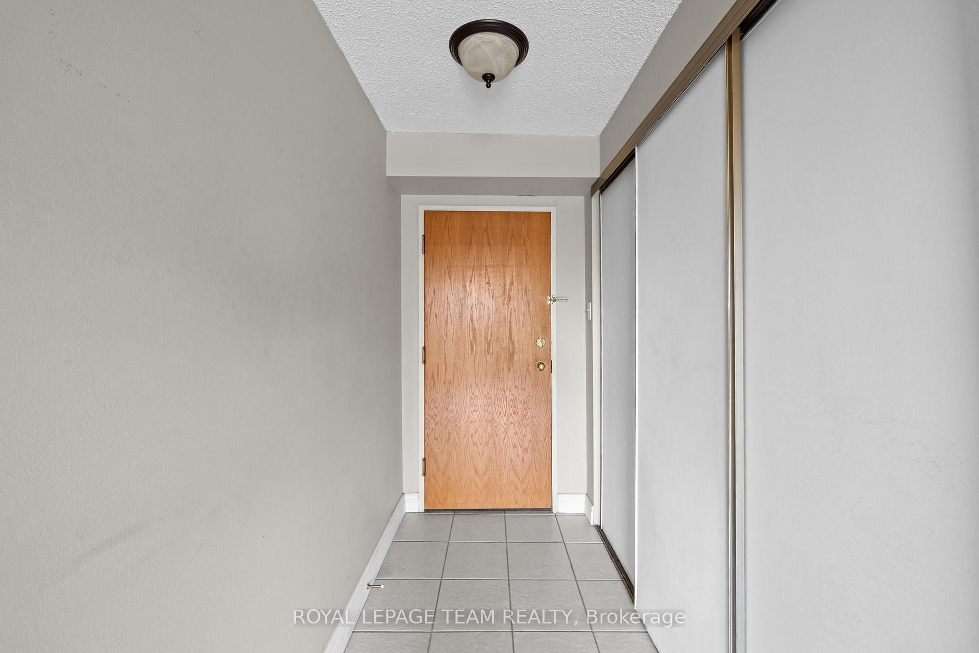 199 Kent Street, Unit 1705