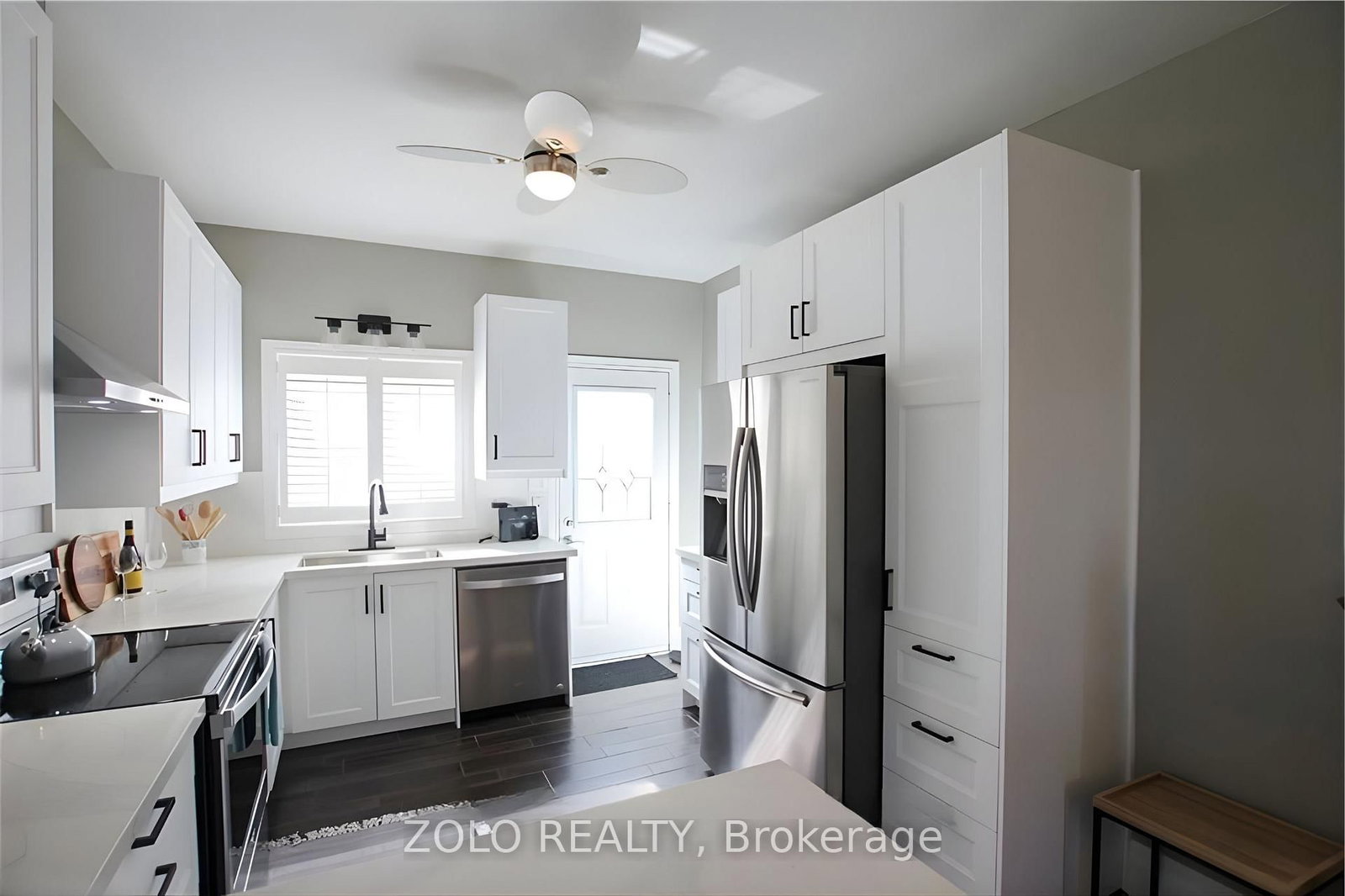 Listing Image 9