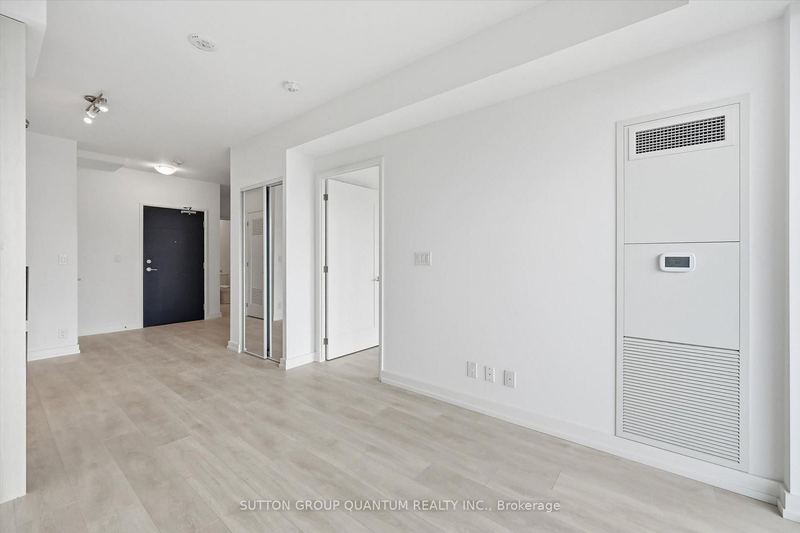 75 James Street S, Unit 1221 - Photo 13