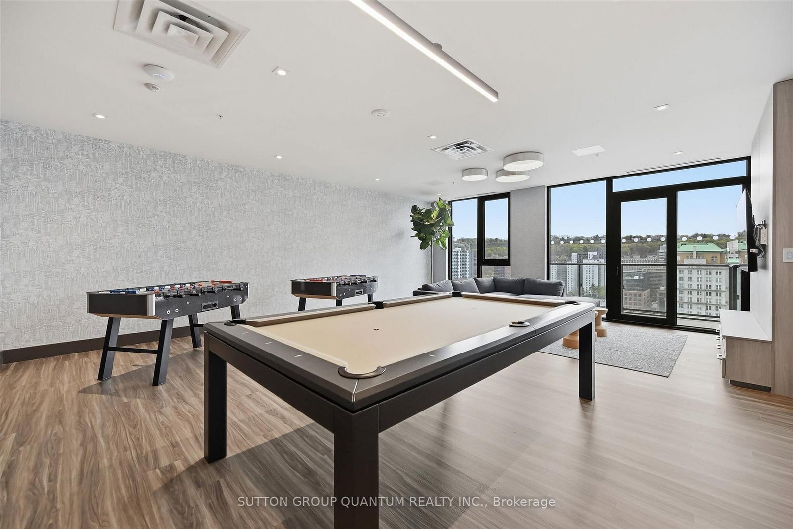 75 James Street S, Unit 1221 - Photo 25