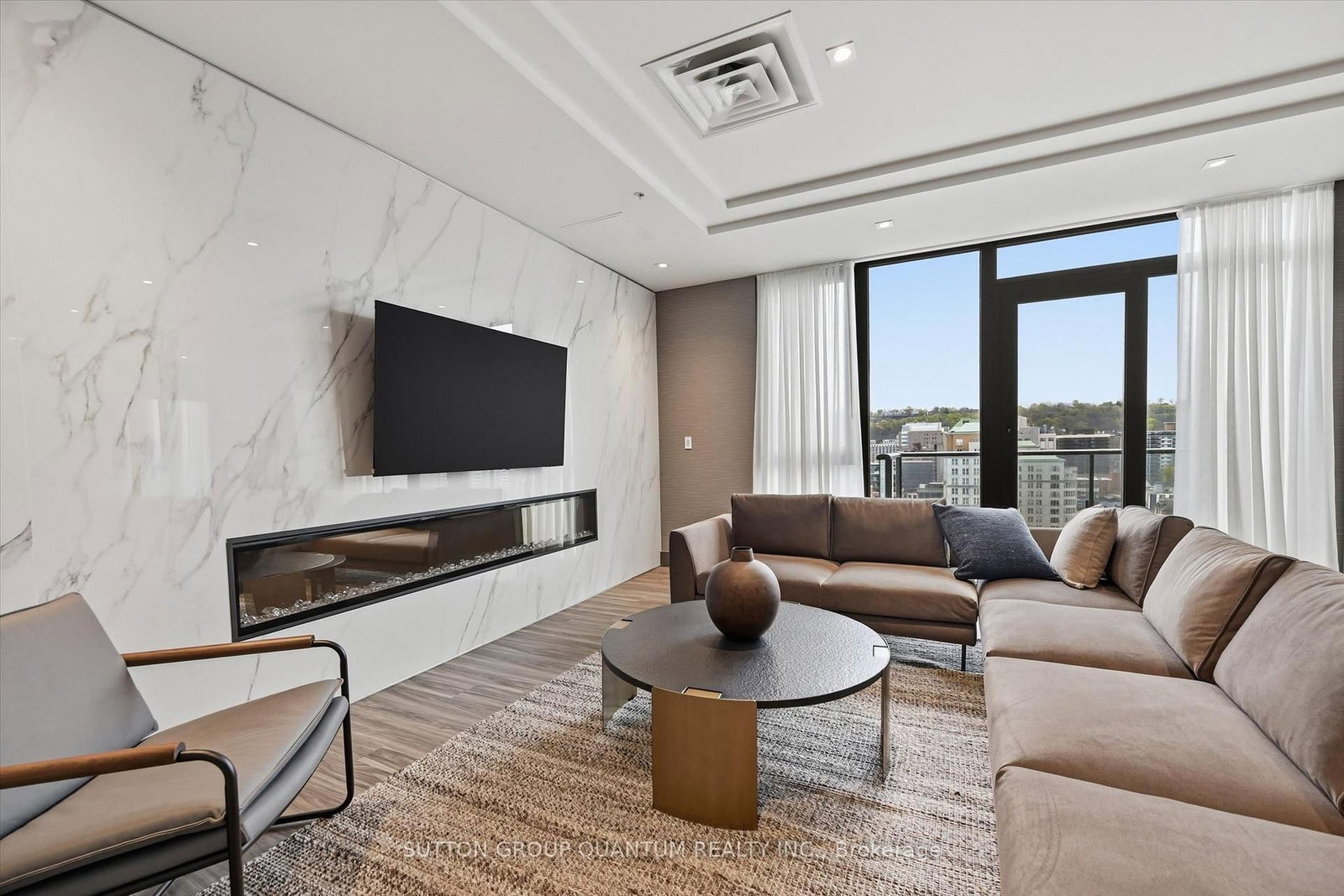 75 James Street S, Unit 1221 - Photo 28