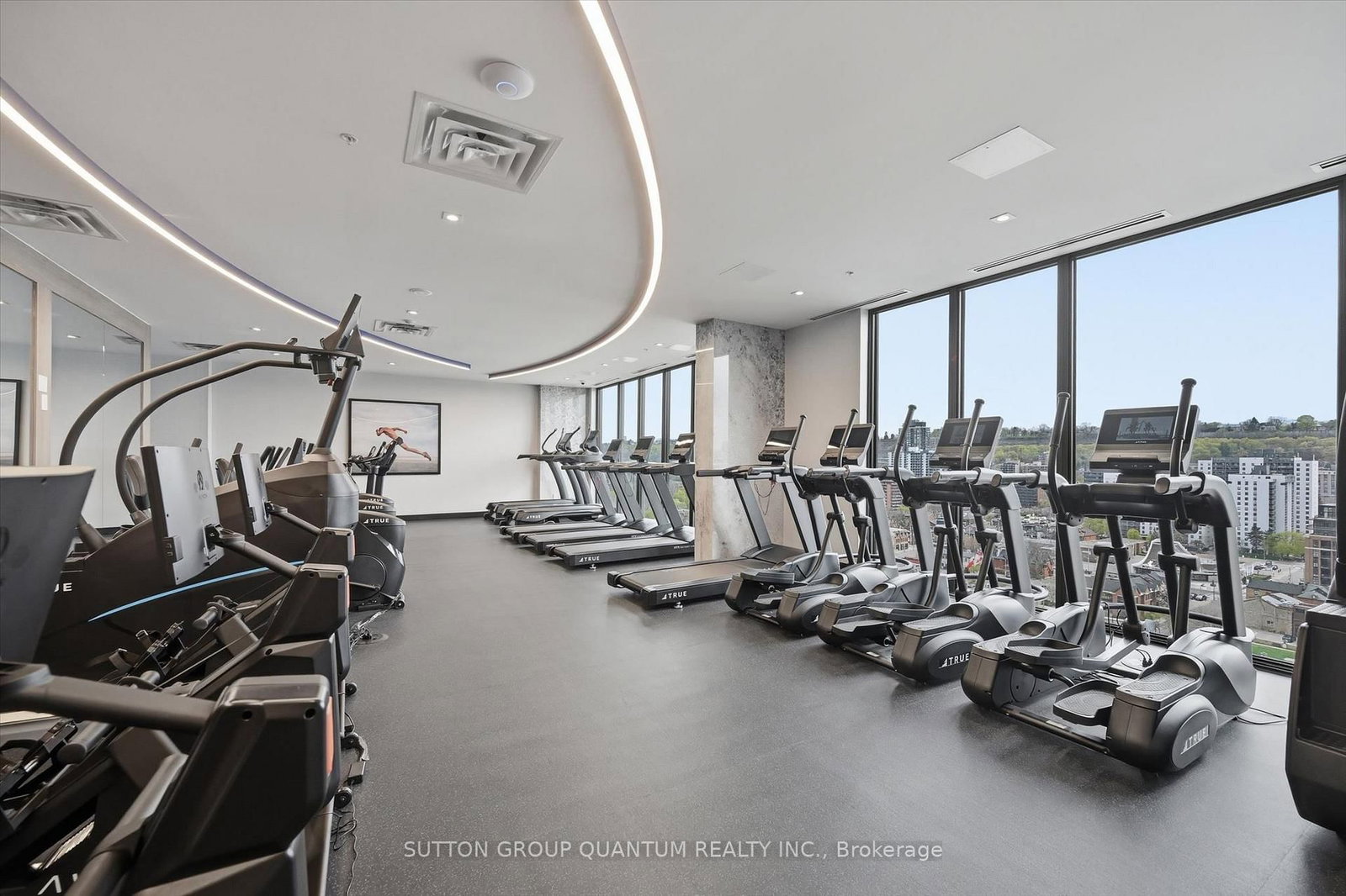 75 James Street S, Unit 1221 - Photo 33