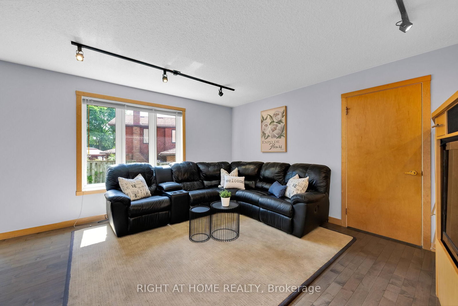 33 Walnut Drive • Guelph, ON photo 14