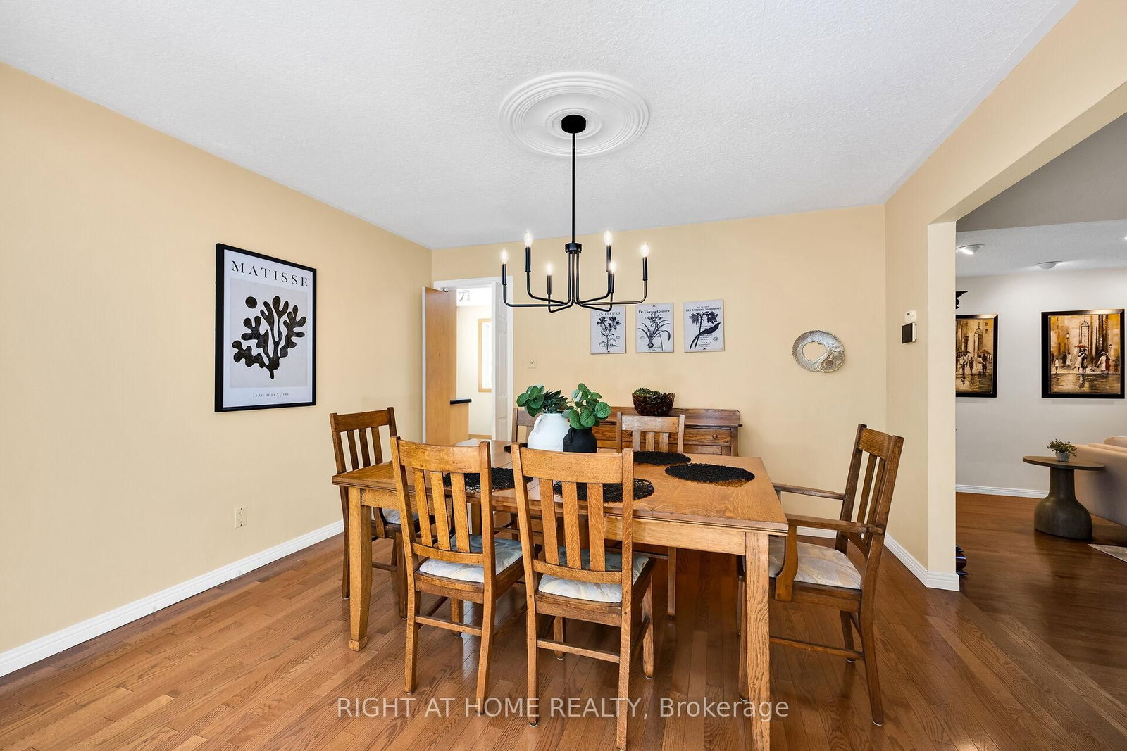 33 Walnut Drive • Guelph, ON photo 18