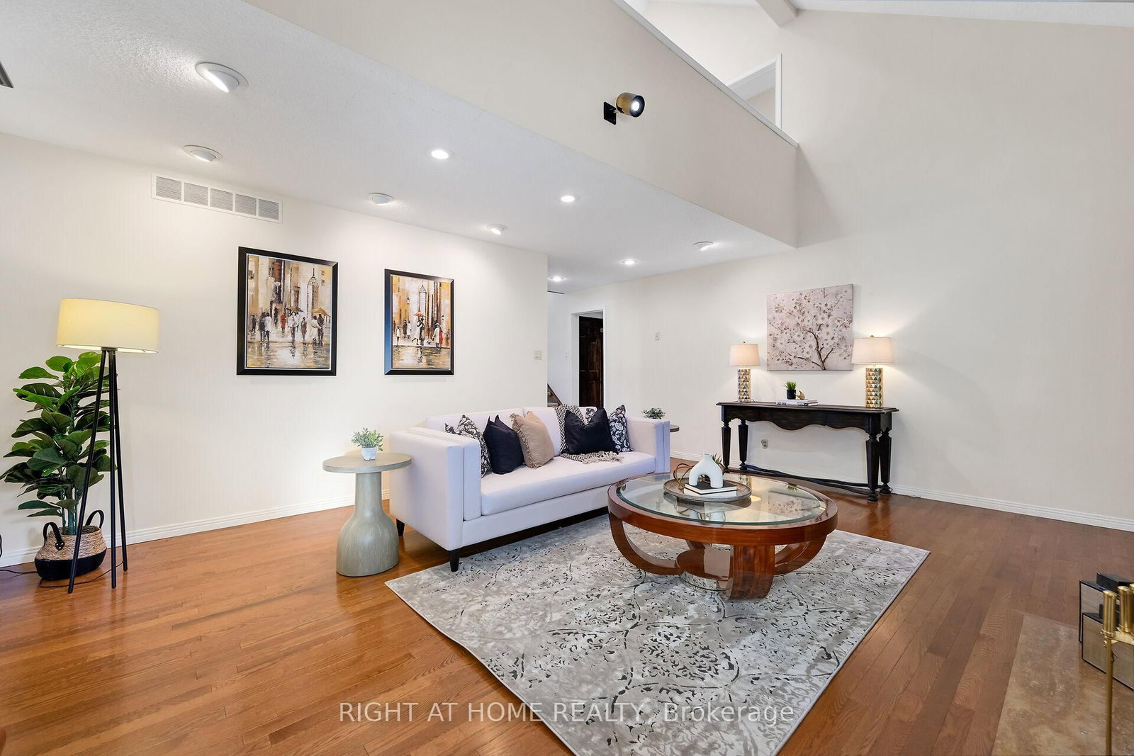 33 Walnut Drive • Guelph, ON photo 19