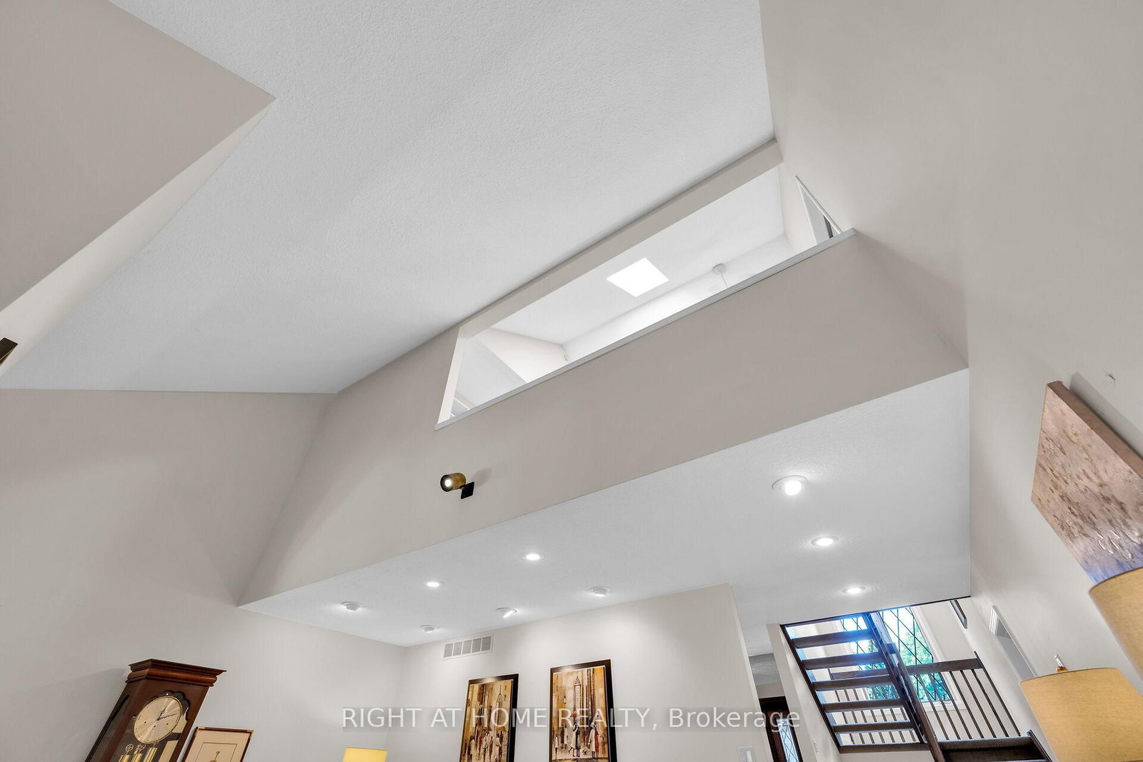 33 Walnut Drive • Guelph, ON photo 20