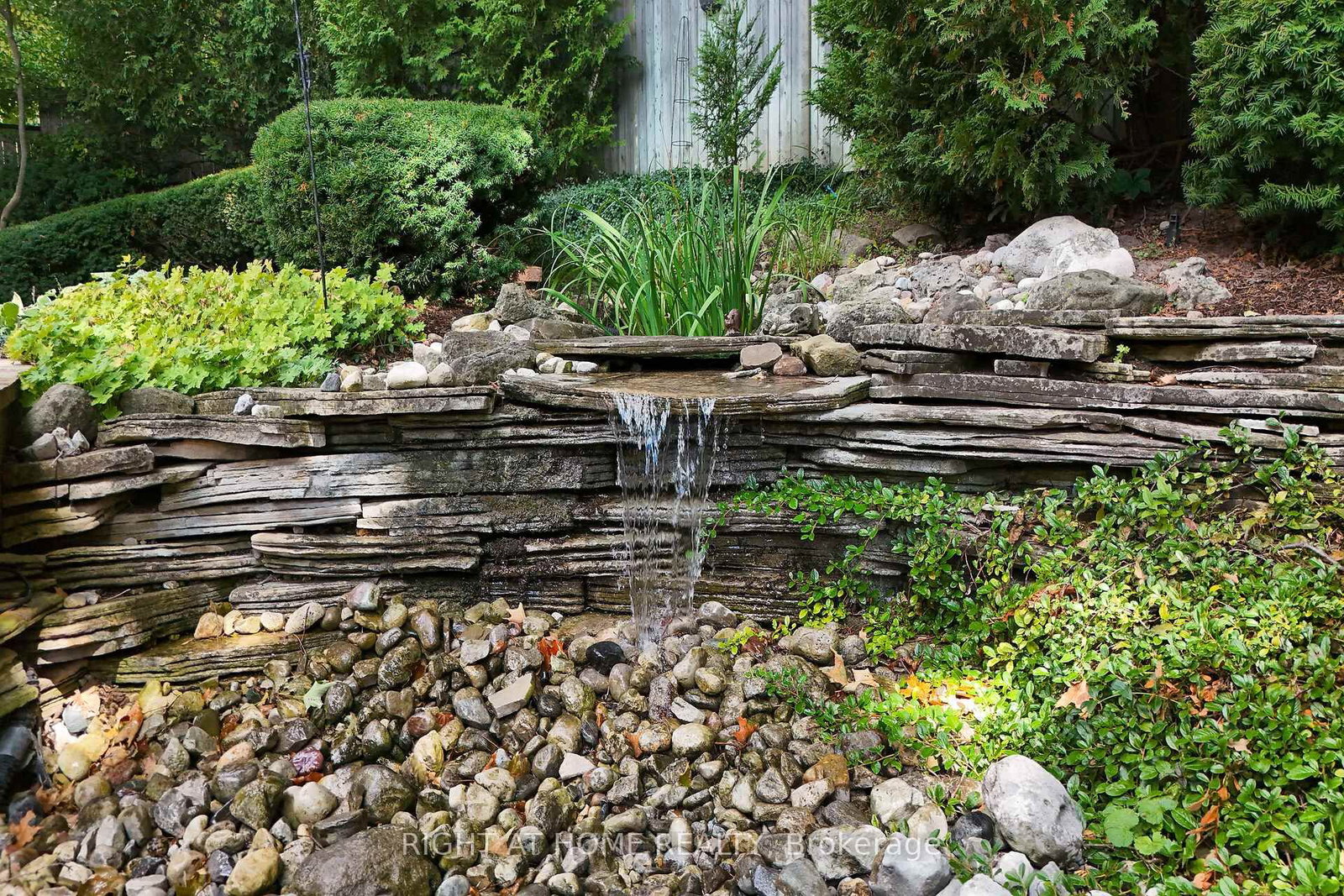 33 Walnut Drive • Guelph, ON photo 40