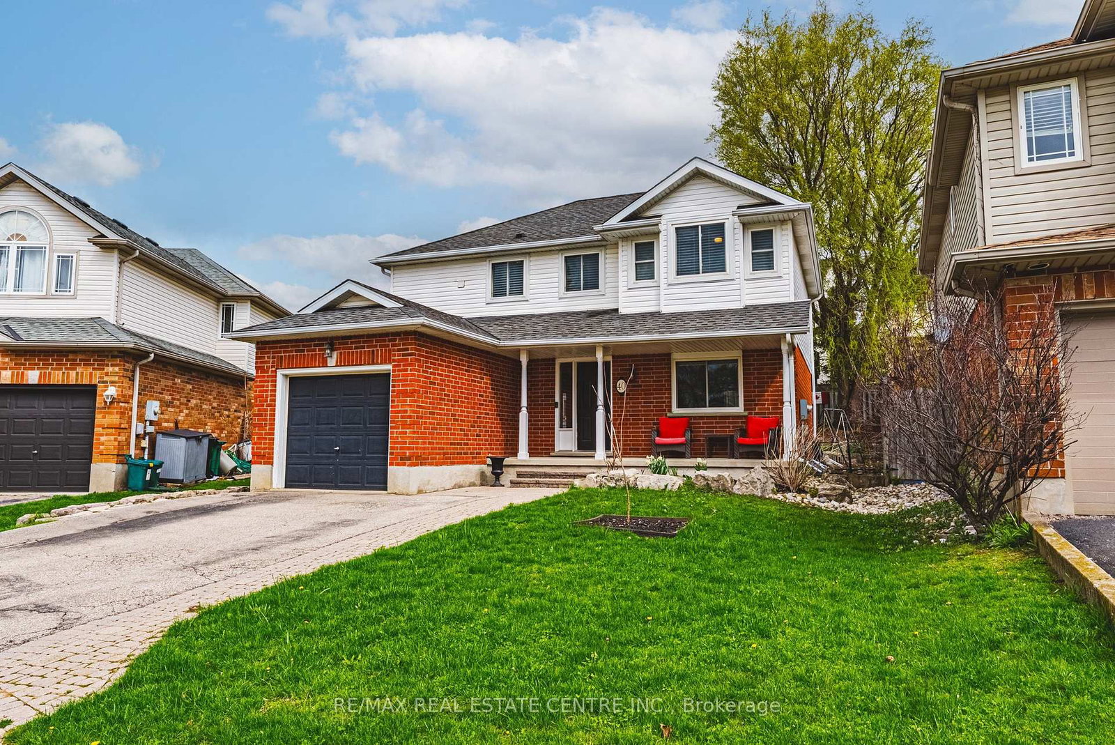 Detached House for sale at 40 Merlene Court, Cambridge, Ontario, N3C 4G1 - MLS: X13074370