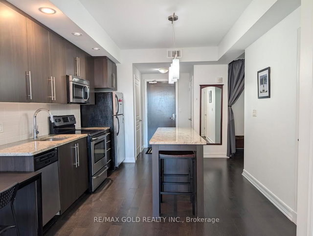 407 - 238 Besserer Street