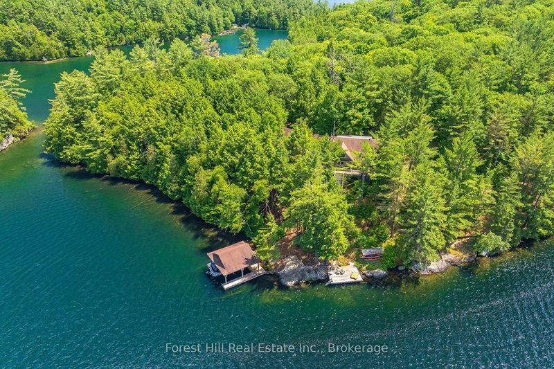 1 Sl 19 Roberts Island, Muskoka Lakes, Ontario