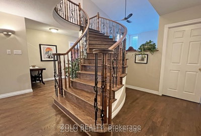 736 Hauteview Crescent • Ottawa, ON photo 6