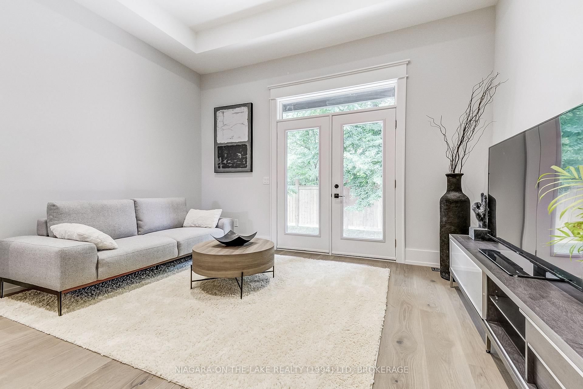 25 Sorensen Court, Unit 4