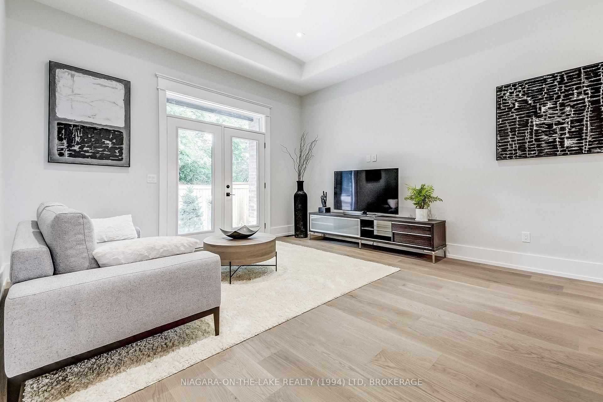 25 Sorensen Court, Unit 4