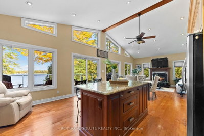 1096 Snye Road • White Lake, ON photo 9