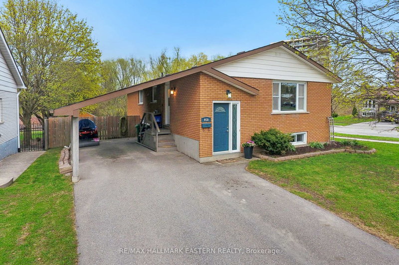 home for sale on 950 Silverdale Road