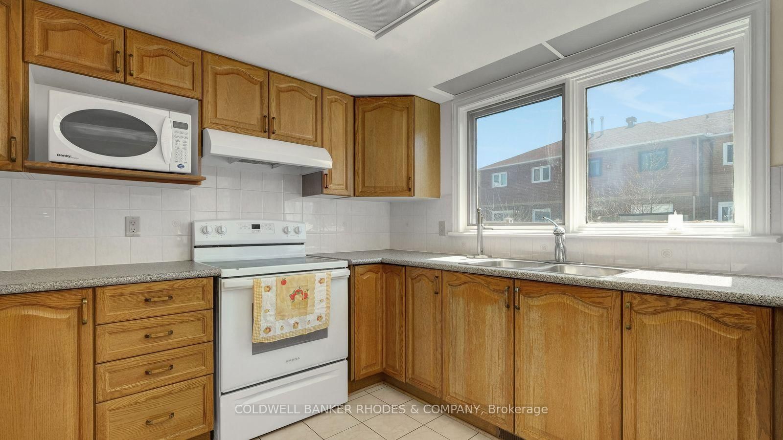 1626 Blohm Dr, Ottawa, view 10
